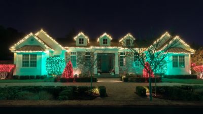 Holiday Lights Installation in Kansas City, MO